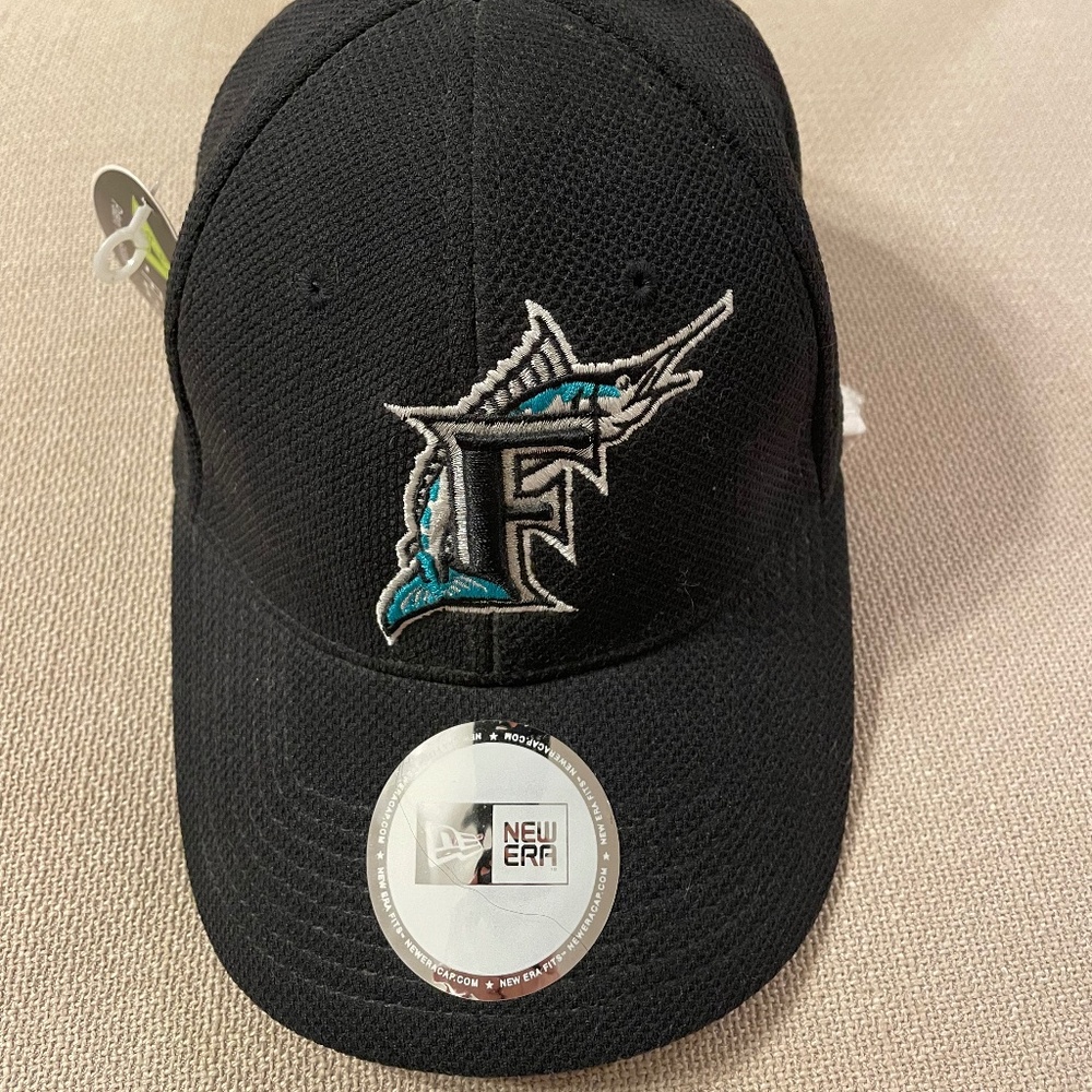 Vintage Florida Marlins New Era Officially Licensed Baseball Cap Small